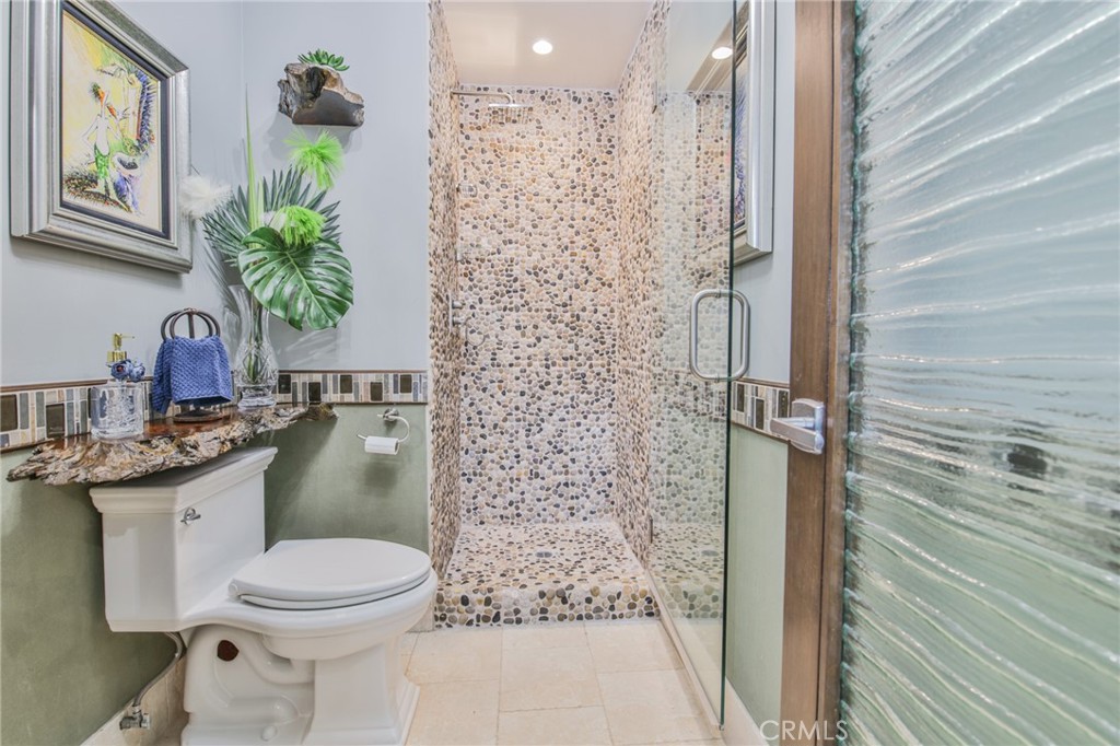 MLS #OC25043683 image #25