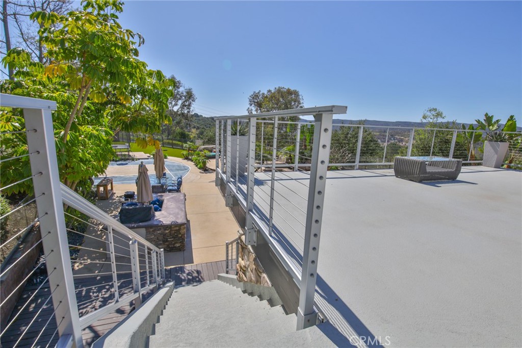 MLS #OC25043683 image #35