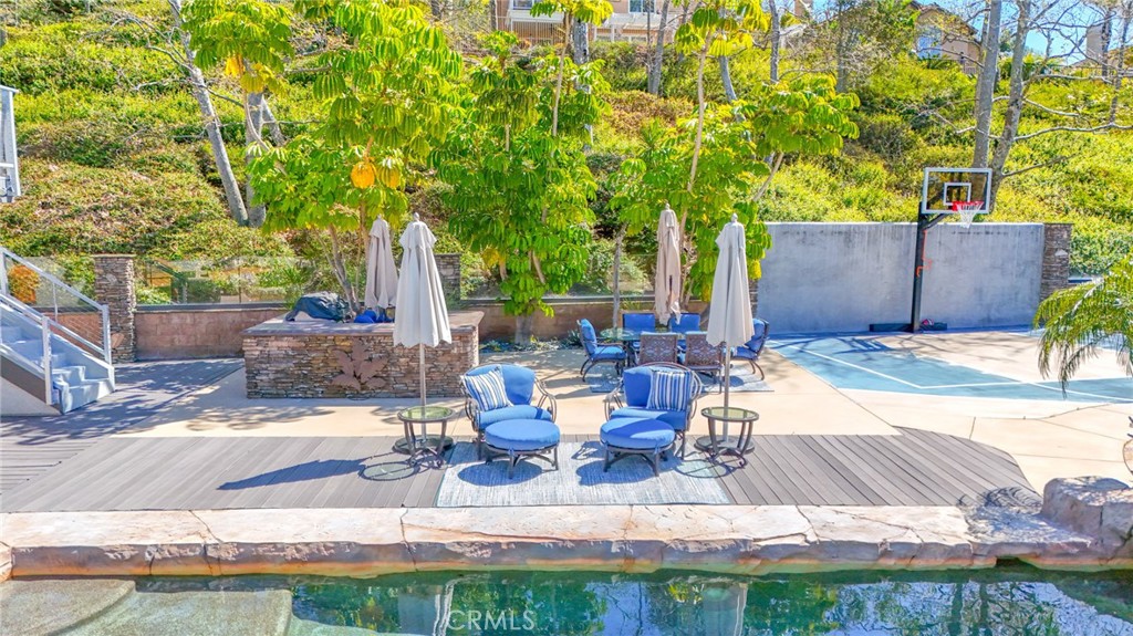 MLS #OC25043683 image #60