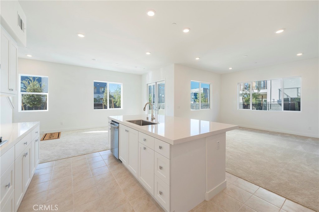 MLS #OC25044169 image #13