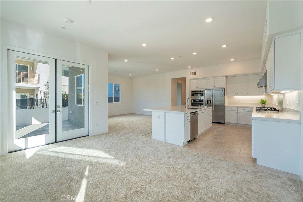 MLS #OC25044169 image #8