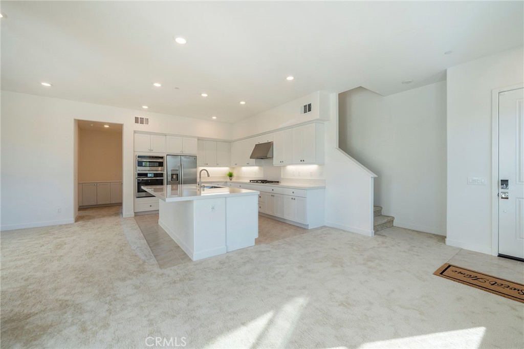 MLS #OC25044169 image #9