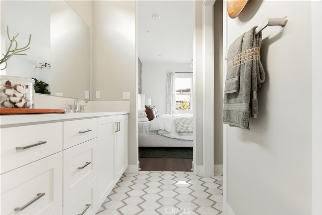 MLS #OC25044499 image #27