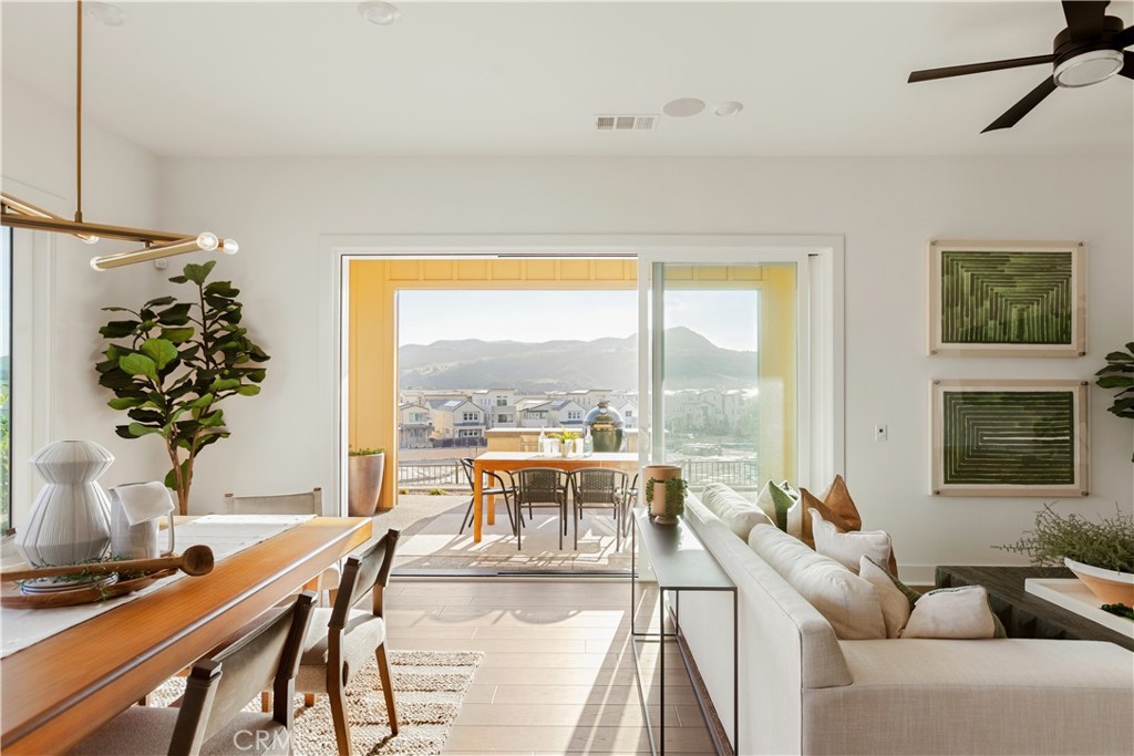MLS #OC25044499 image #6