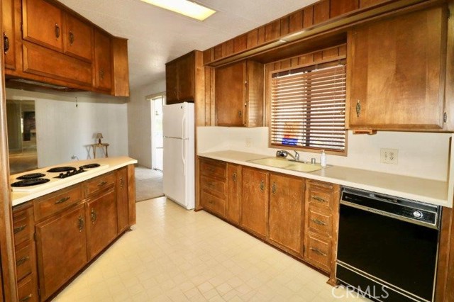 MLS #OC25044849 image #27