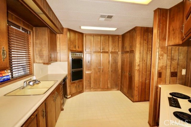 MLS #OC25044849 image #33