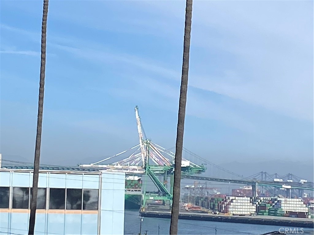 MLS #OC25046657 image #4