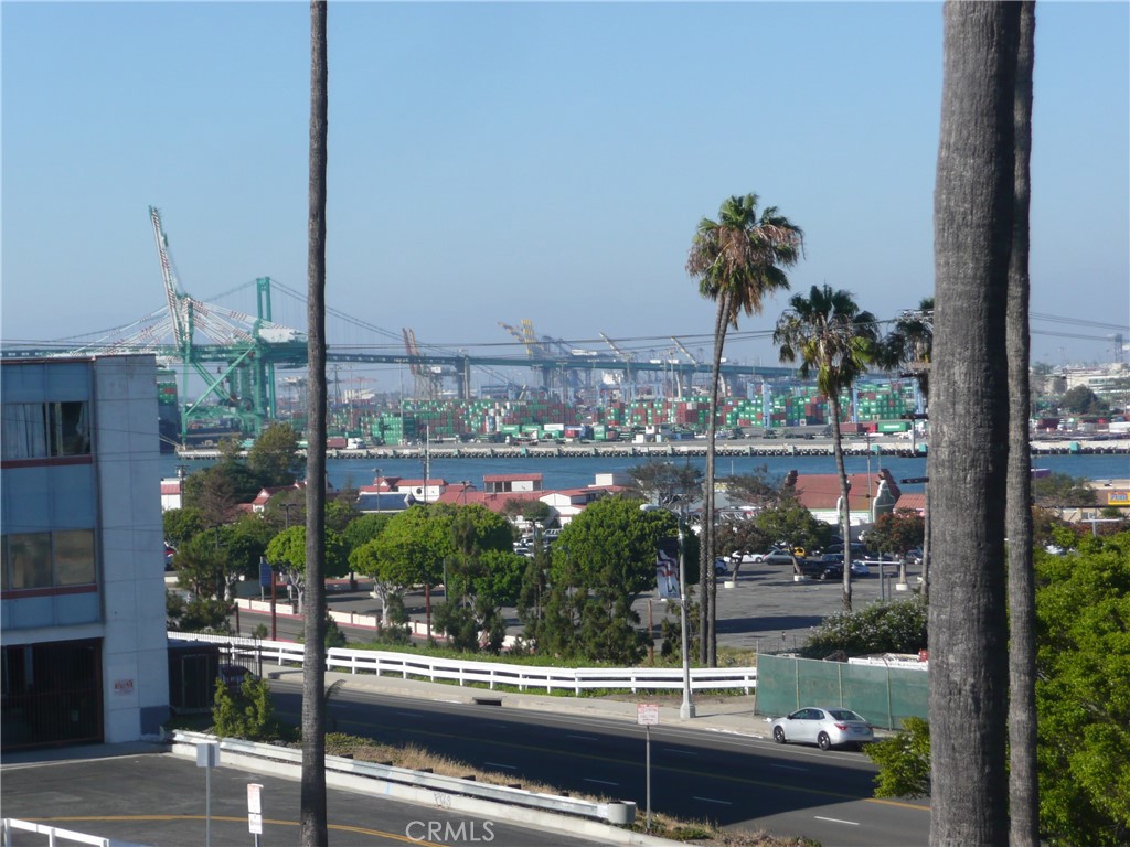 MLS #OC25046657 image #6