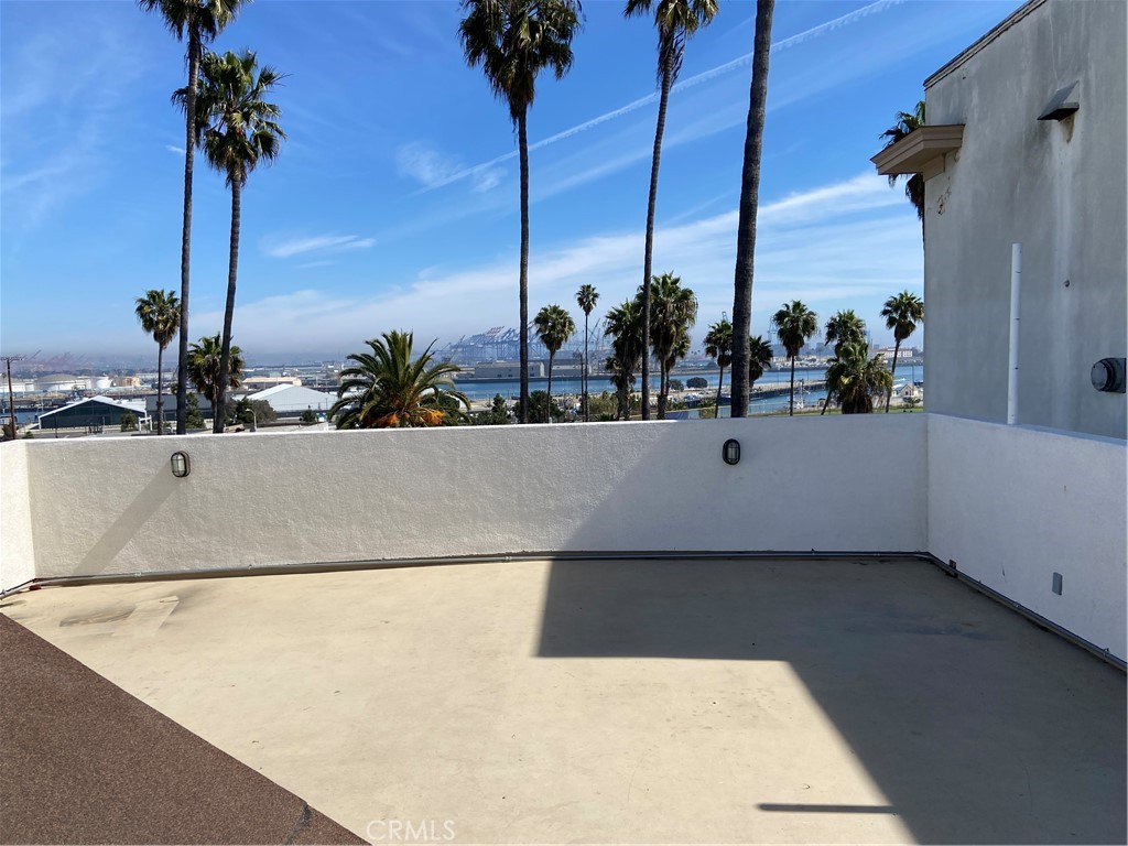 MLS #OC25046657 image #8