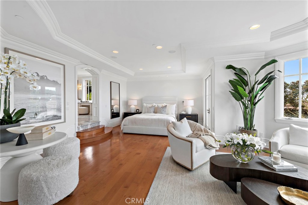 MLS #OC25046766 image #32