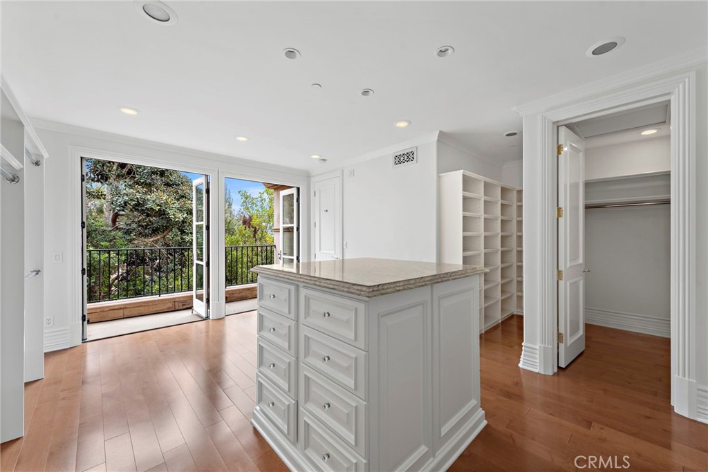 MLS #OC25046766 image #38