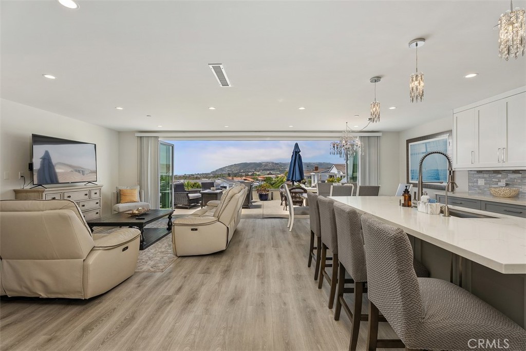 MLS #OC25047692 image #4