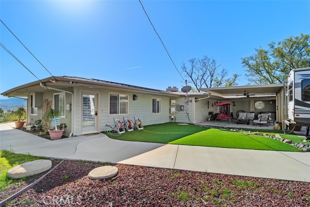 MLS #OC25048355 image #1