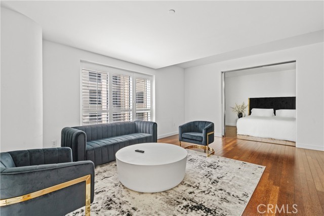 MLS #OC25048367 image #5