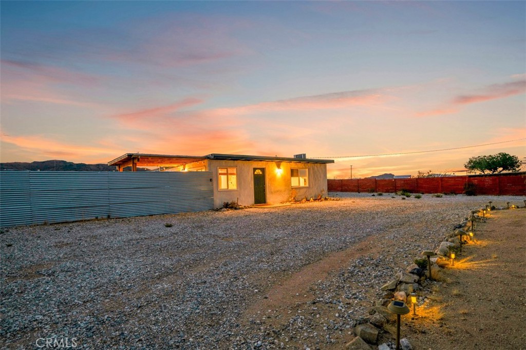 MLS #OC25049040 image #1