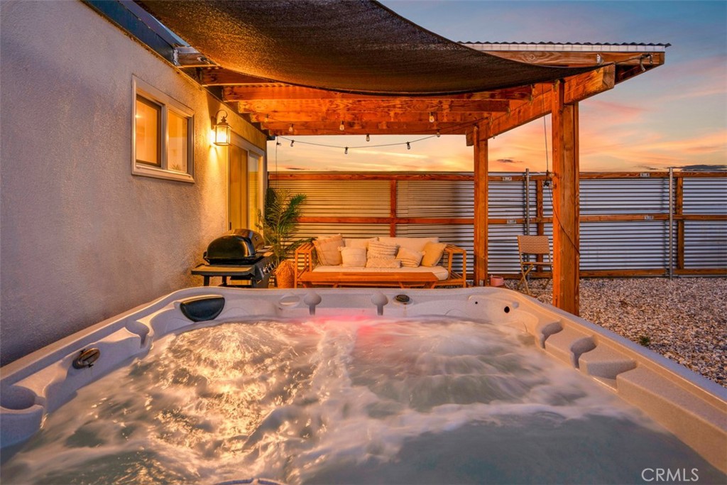 MLS #OC25049040 image #2