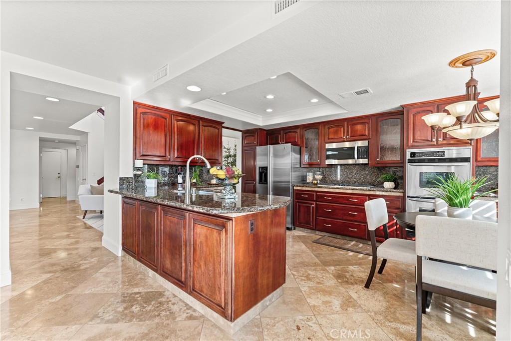 MLS #OC25050149 image #15