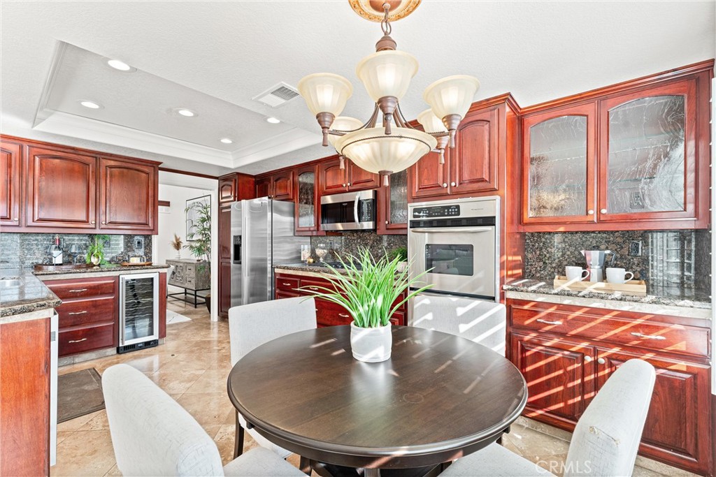 MLS #OC25050149 image #17