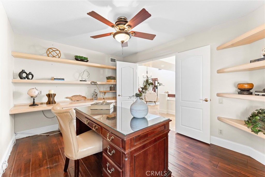 MLS #OC25050149 image #22