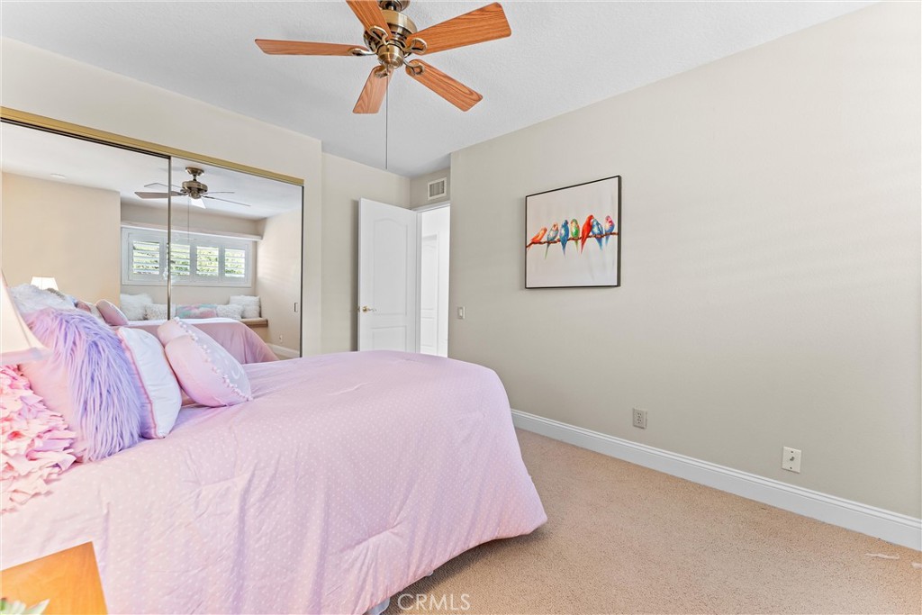 MLS #OC25050149 image #38