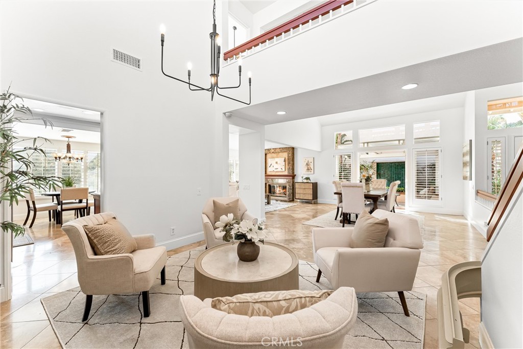 MLS #OC25050149 image #8