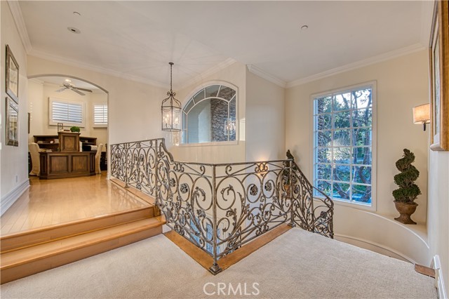 MLS #OC25054657 image #10