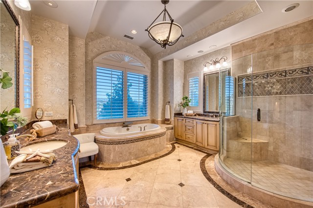 MLS #OC25054657 image #15