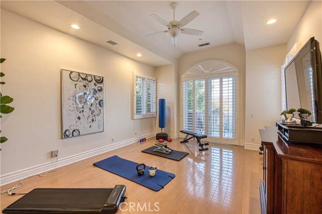 MLS #OC25054657 image #18