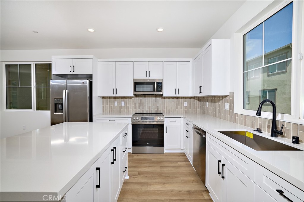 MLS #OC25055945 image #7