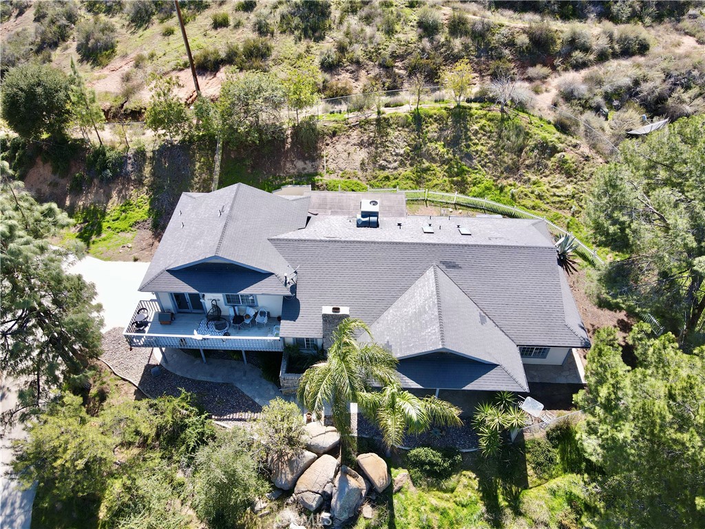 MLS #OC25055998 image #1