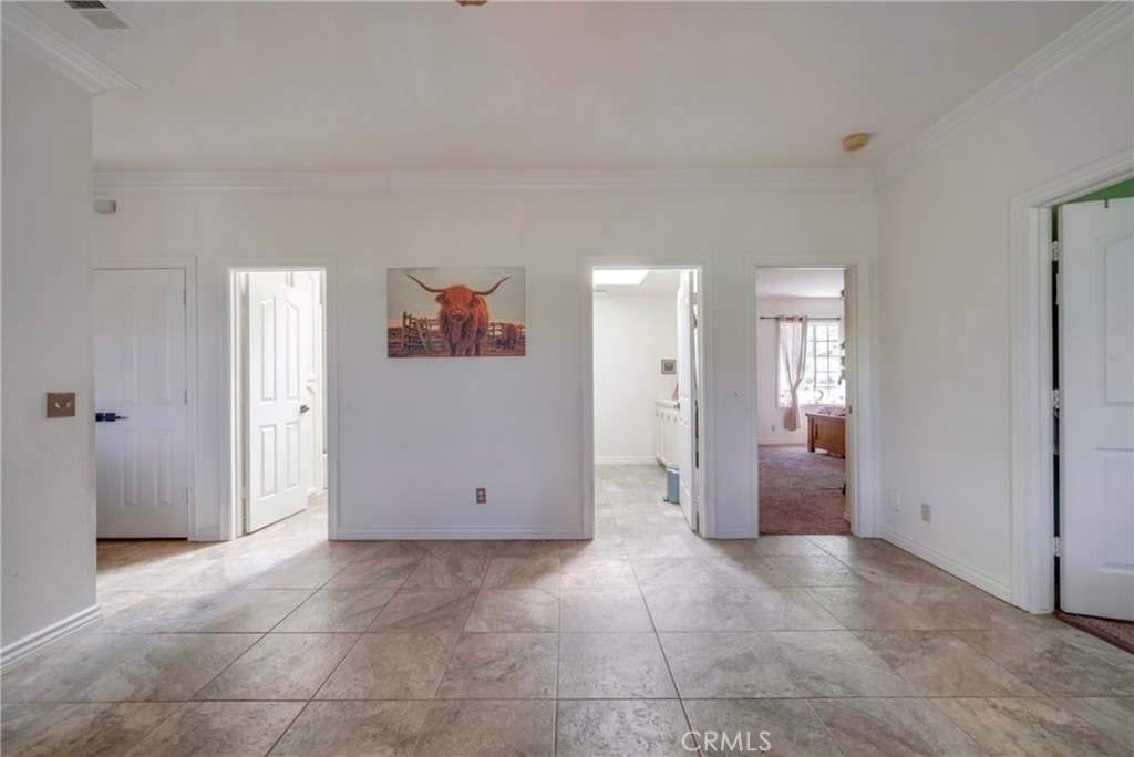 MLS #OC25055998 image #28