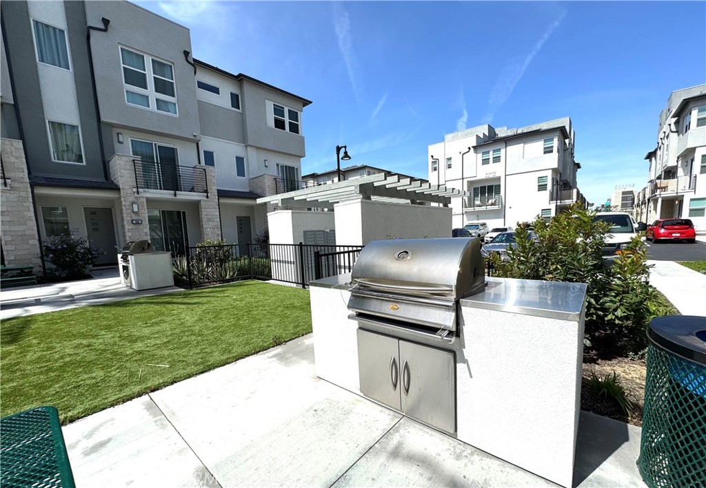 MLS #OC25056412 image #18