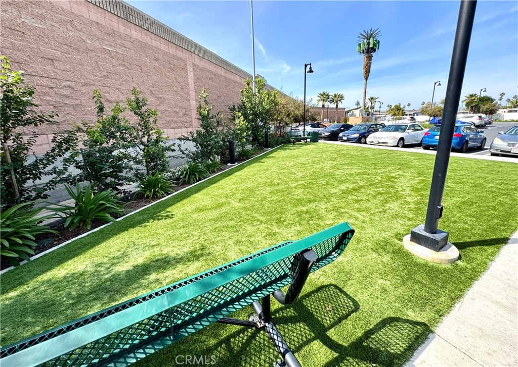 MLS #OC25056412 image #27