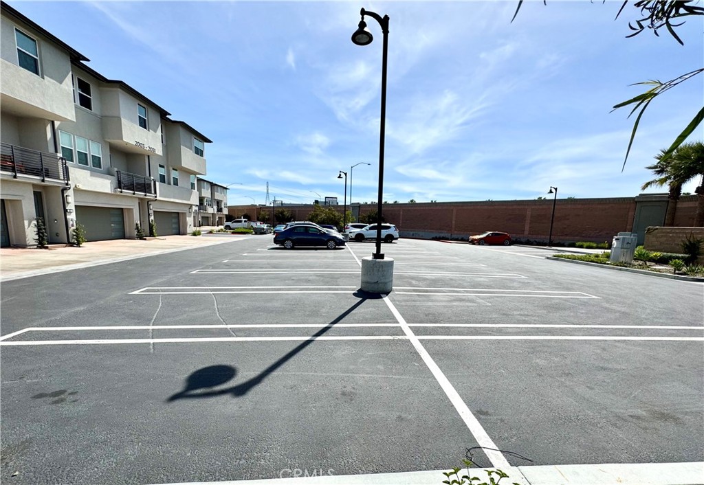 MLS #OC25056412 image #29