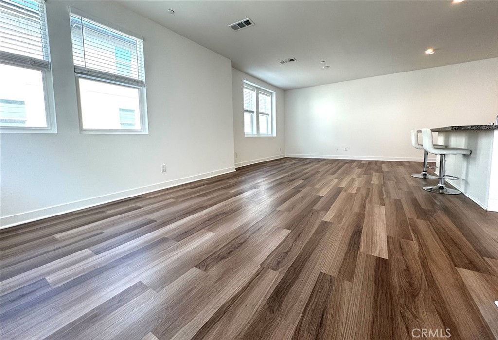 MLS #OC25056412 image #6