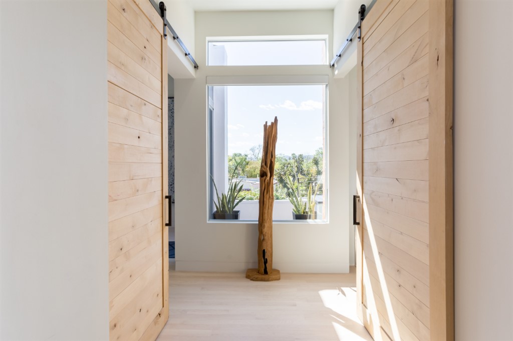 MLS #OC25057331 image #18