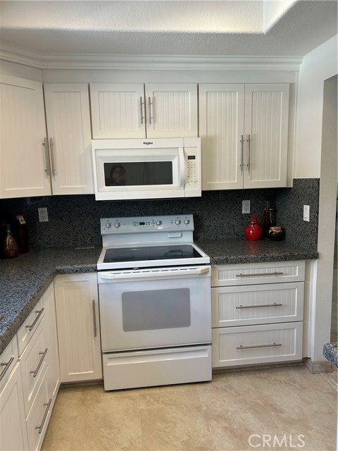 MLS #OC25057780 image #13