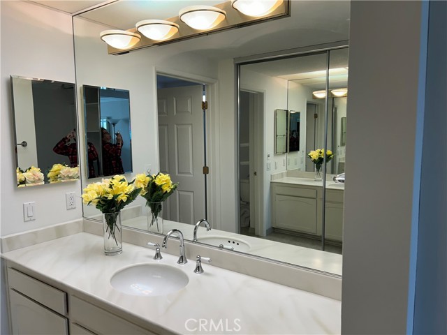 MLS #OC25057780 image #23