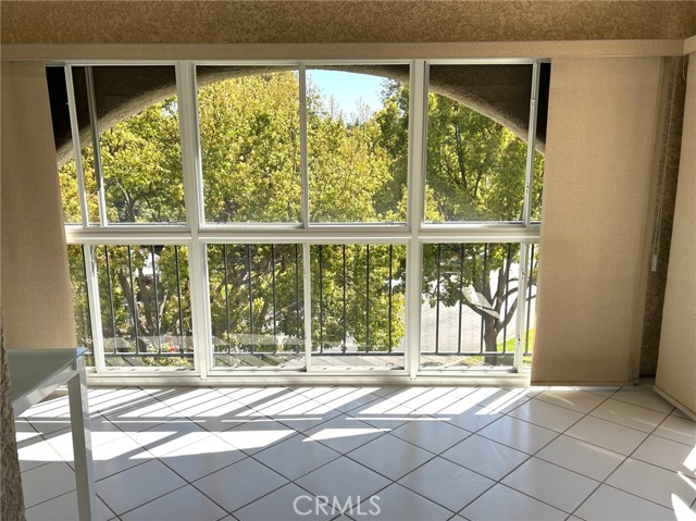 MLS #OC25057780 image #33