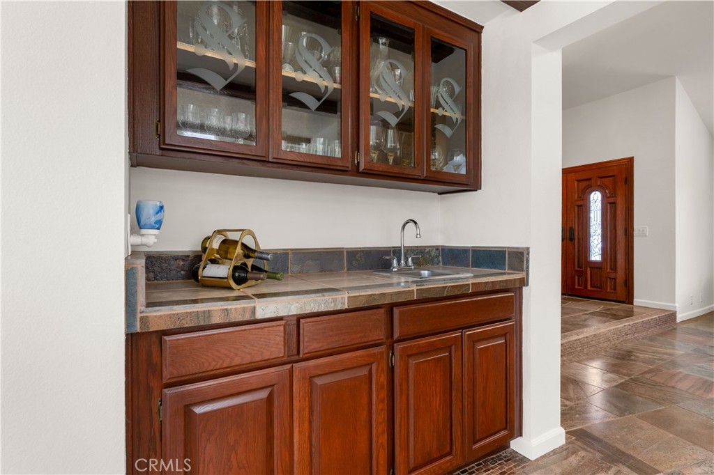 MLS #OC25058396 image #15