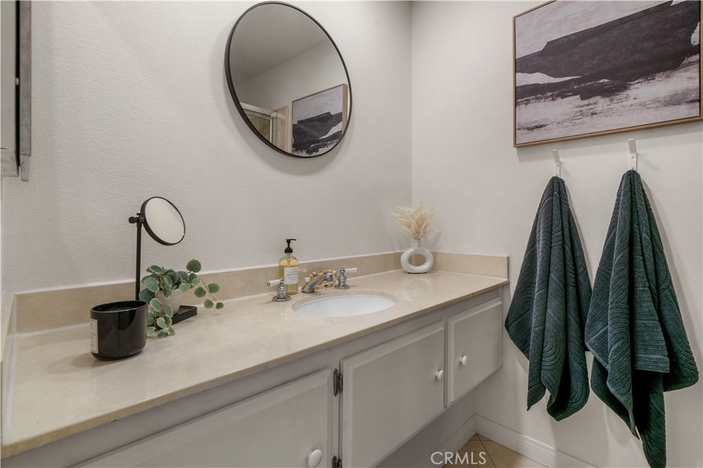 MLS #OC25058396 image #17