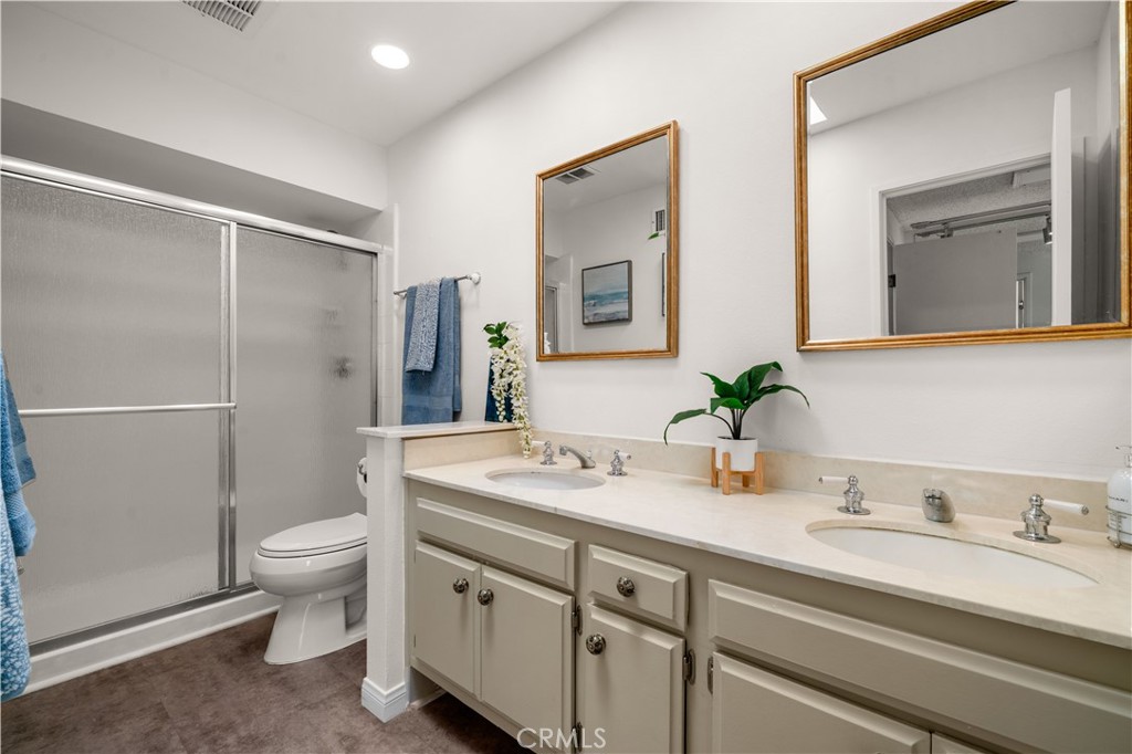 MLS #OC25058396 image #24