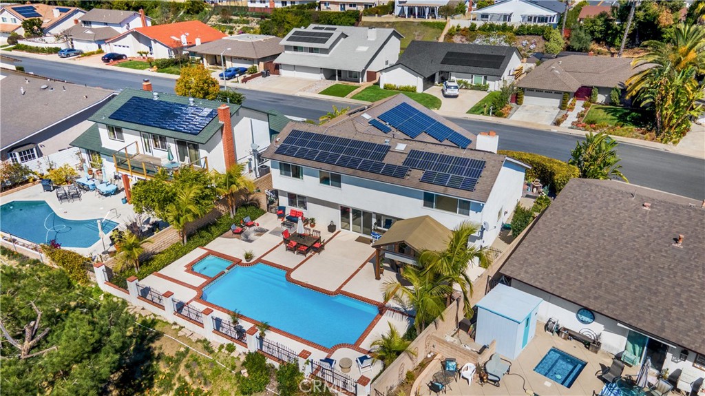 MLS #OC25058396 image #36