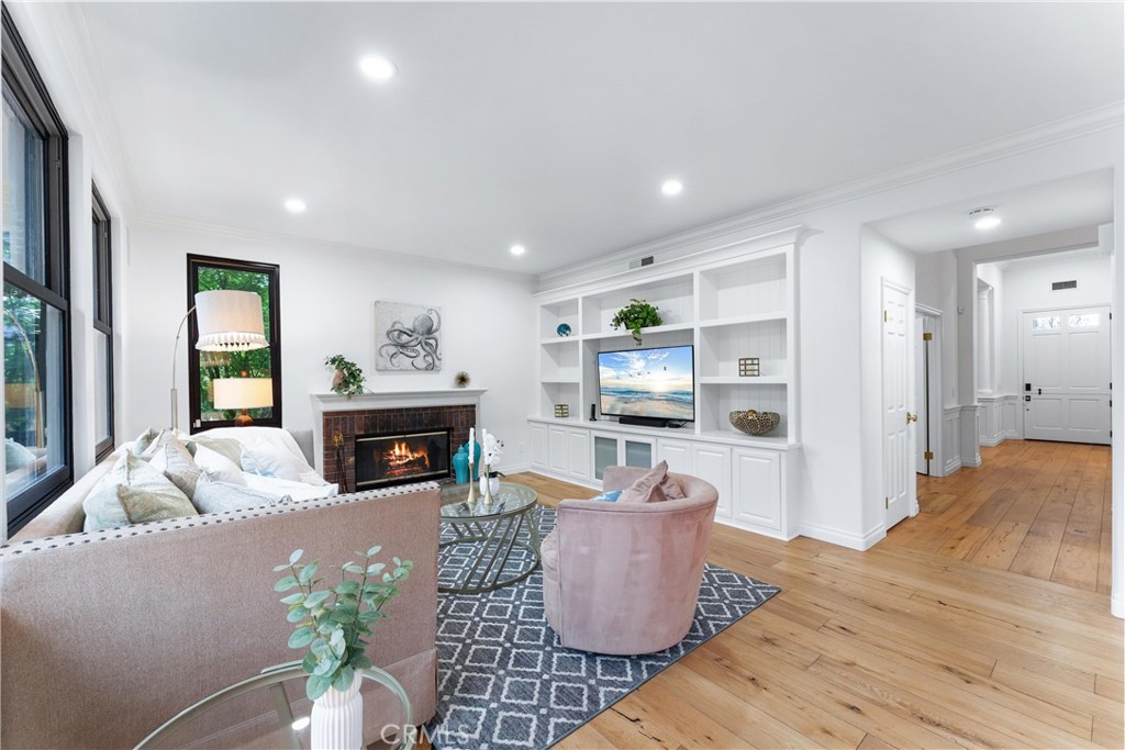 MLS #OC25058657 image #17