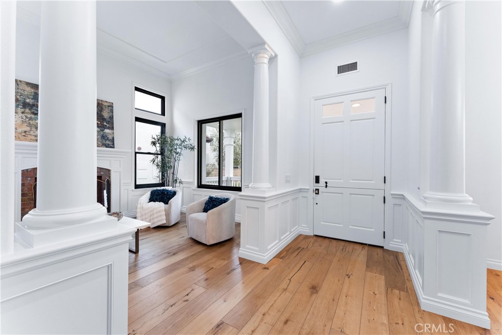 MLS #OC25058657 image #6