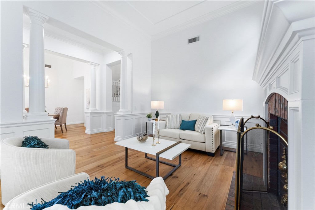 MLS #OC25058657 image #9