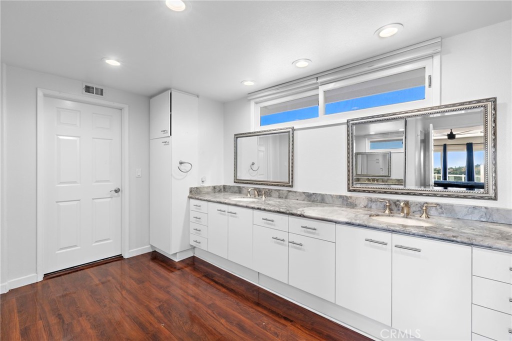 MLS #OC25058947 image #17