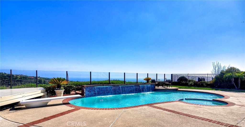 MLS #OC25058947 image #24