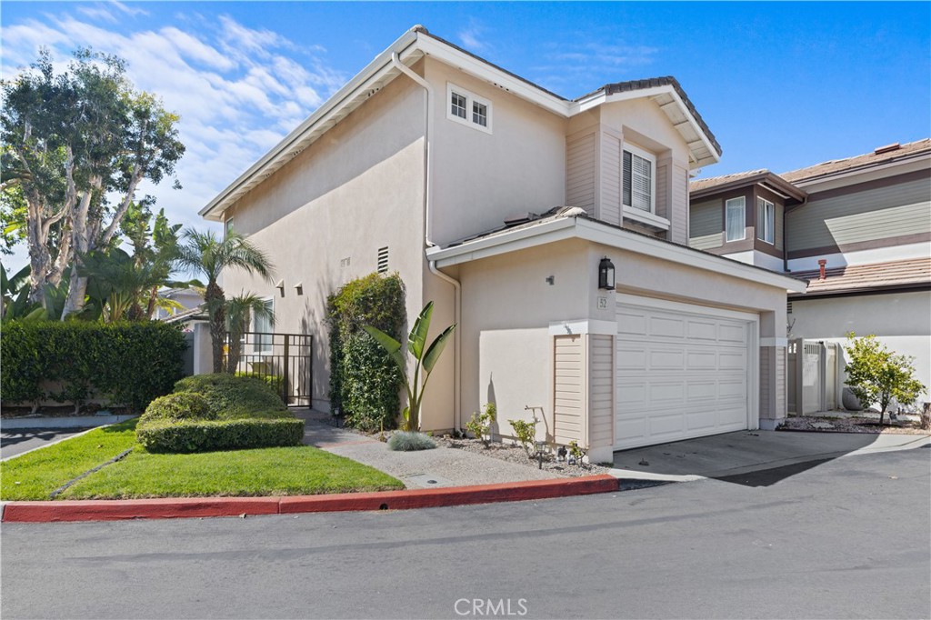 MLS #OC25059045 image #1