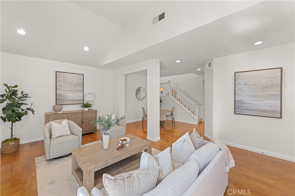 MLS #OC25059045 image #12